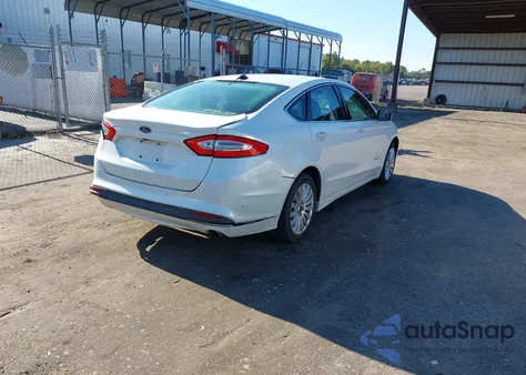 2013 Ford Fusion Hybrid Se z USA, uszkodzony, nr VIN 3FA6P0LUXDR318532